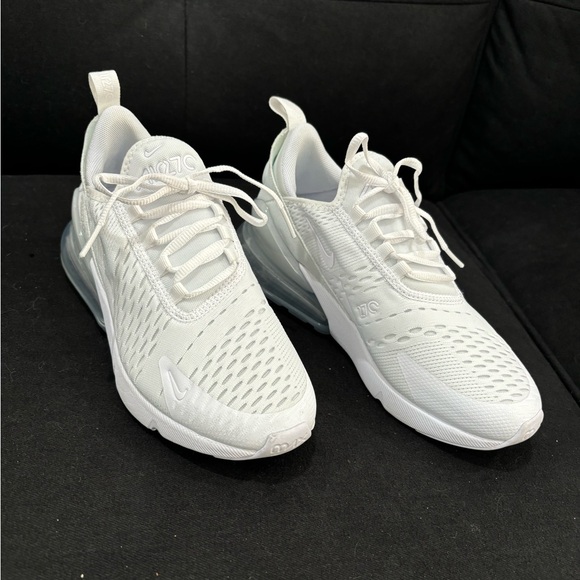 all white nike air max 270 - Picture 2 of 4